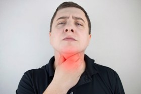 Đau họng khó nuốt cảnh báo bệnh gì? Điều trị ra sao?